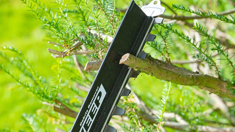 taille-haie Brushless 18V ONE+ HP RY18HTX60A Ryobi taille-haie Brushless 18V ONE+ HP RY18HTX60A Ryobi